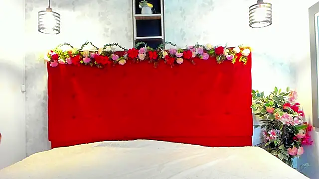 Snapshot of SilvannaFit chatting on 16, 5, 2026 SilvannaFit online show from 16, 5, 2026