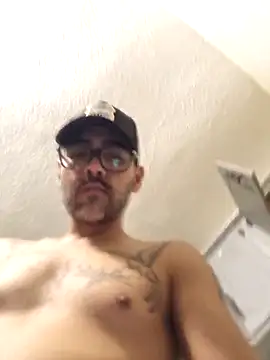 Snapshot of abdierkader chatting on 4, 12, 2025 abdierkader online show from 4, 12, 2025