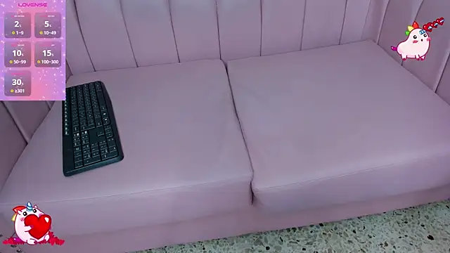 Aaliyah Salma online show from 17, 1, 2025