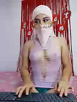 Aaliyah Salma online show from 19, 2, 2025