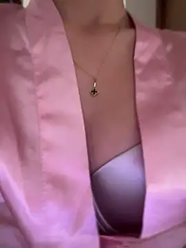 Aaliyah Salma online show from 29, 3, 2026