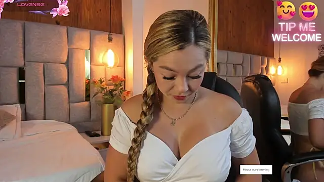 Saori newman online show from 1, 3, 2025