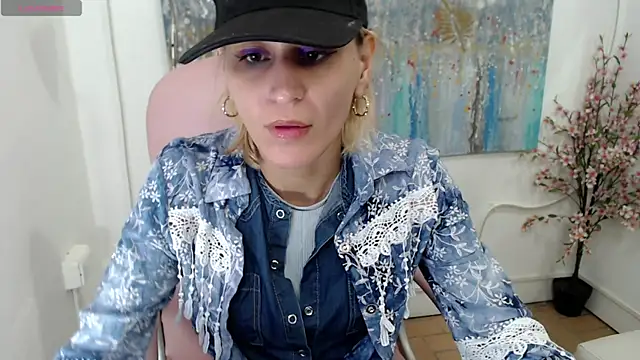Snapshot of ariana_crazzy chatting on 29, 12, 2024 ariana crazzy online show from 29, 12, 2024