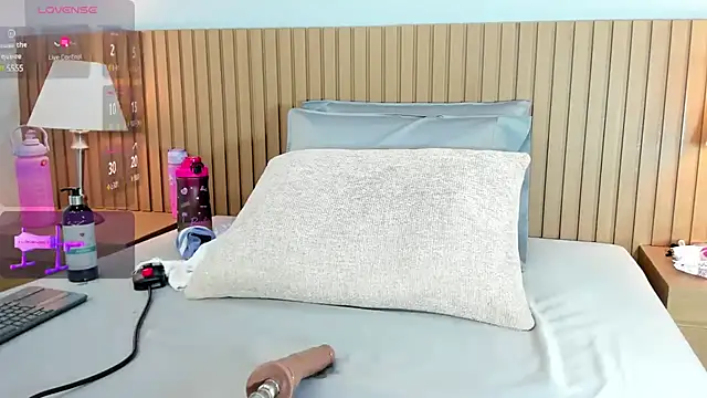 sexy mich 18 online show from 19, 12, 2024
