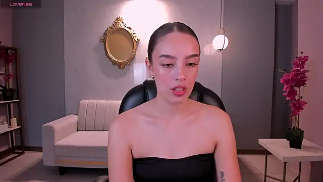 Snapshot of KaiaFerreira chatting on 20, 2, 2025 KaiaFerreira online show from 20, 2, 2025