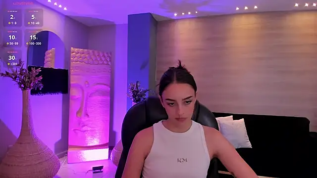 Snapshot of KaiaFerreira chatting on 25, 2, 2025 KaiaFerreira online show from 25, 2, 2025
