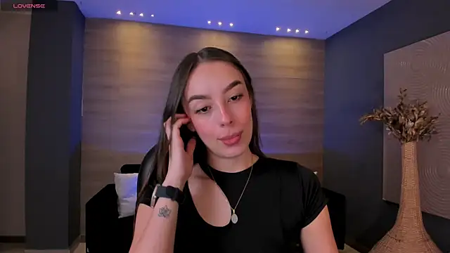 Snapshot of KaiaFerreira chatting on 16, 3, 2025 KaiaFerreira online show from 16, 3, 2025