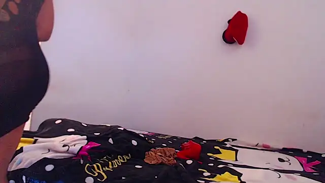 Snapshot of blondebitchlitle chatting on 7, 2, 2026 blondebitchlitle online show from 7, 2, 2026