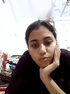 magicmoment00786 online show from 8, 12, 2024