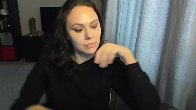 Snapshot of MollyCheiz chatting on 21, 10, 2025 MollyCheiz online show from 21, 10, 2025