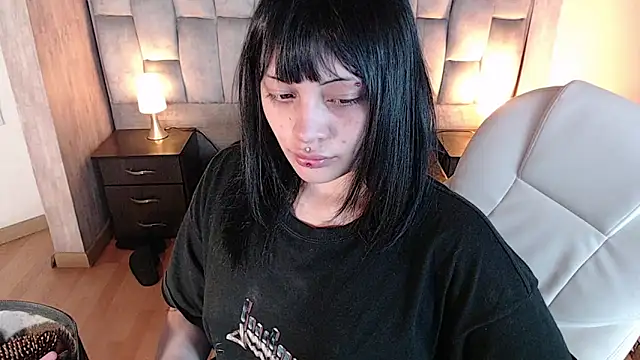 honney dark online show from 20, 2, 2026