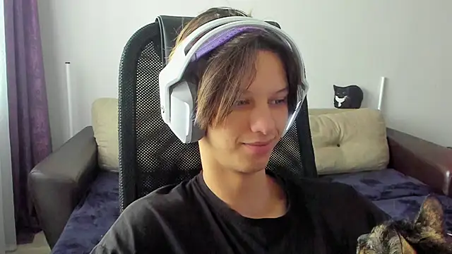 Ostin meow online show from 14, 11, 2025