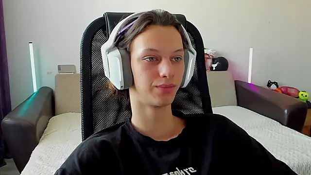 Snapshot of Ostin_meow chatting on 20, 2, 2026 Ostin meow online show from 20, 2, 2026