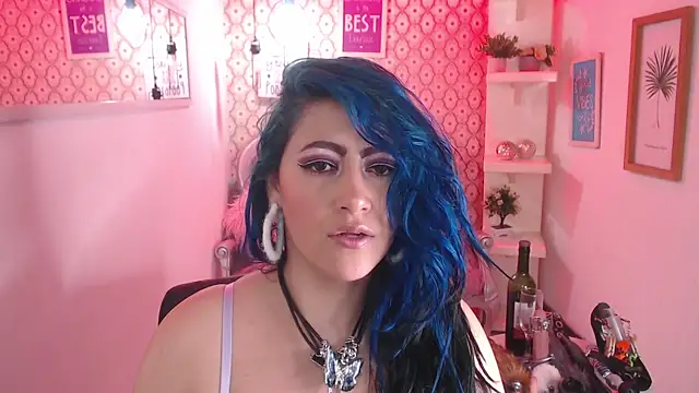 Snapshot of scarleth_blue chatting on 18, 9, 2025 scarleth blue online show from 18, 9, 2025