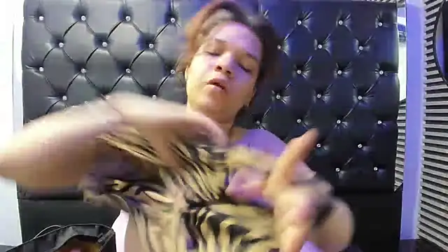 MelanyCarter18 online show from 17, 12, 2025