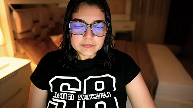 Camilaa bueno online show from 5, 11, 2025