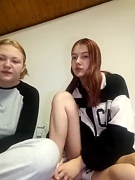 ella grays online show from 22, 2, 2025