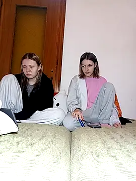 ella grays online show from 3, 2, 2026