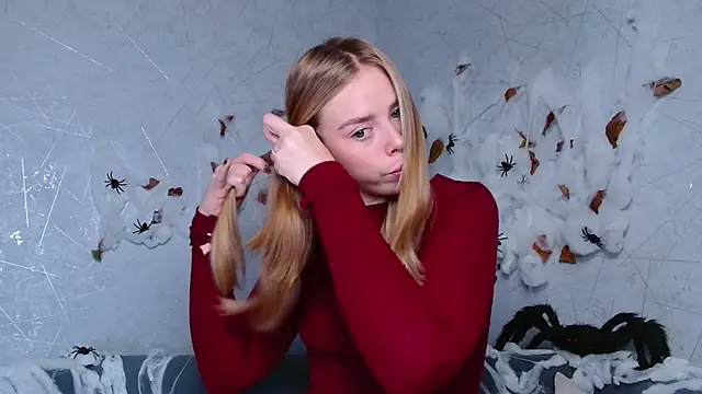 Snapshot of sofiaa_here chatting on 30, 10, 2025 sofiaa here online show from 30, 10, 2025