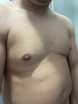 Snapshot of Tratto_bianco002 chatting on 30, 12, 2024 Tratto bianco002 online show from 30, 12, 2024