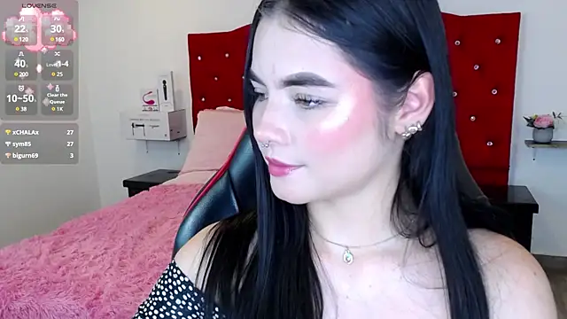 Miah hilton2 online show from 5, 12, 2024