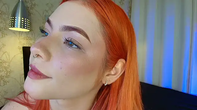 Miah hilton2 online show from 24, 3, 2026