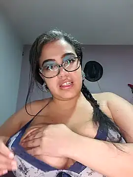 Katrina The Kitty online show from 4, 2, 2025