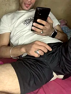 Snapshot of LOOLOOO123123 chatting on 30, 11, 2025 LOOLOOO123123 online show from 30, 11, 2025