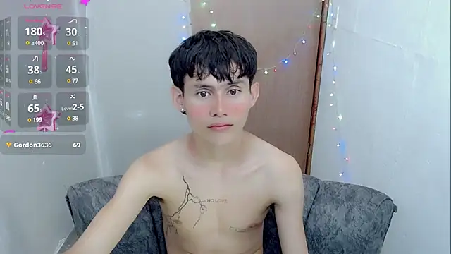 Snapshot of tanjiro_cute chatting on 22, 12, 2024 tanjiro cute online show from 22, 12, 2024