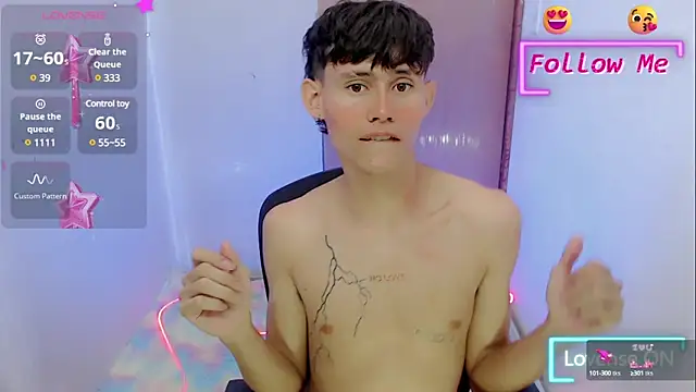 Snapshot of tanjiro_cute chatting on 1, 2, 2025 tanjiro cute online show from 1, 2, 2025