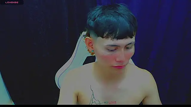 Snapshot of tanjiro_cute chatting on 26, 10, 2025 tanjiro cute online show from 26, 10, 2025