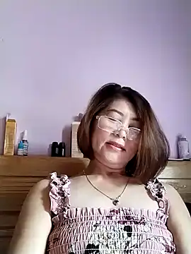 Snapshot of Baby-tits2024 chatting on 3, 12, 2024 Baby-tits2024 online show from 3, 12, 2024
