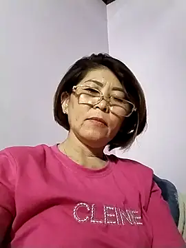 Snapshot of Baby-tits2024 chatting on 9, 1, 2025 Baby-tits2024 online show from 9, 1, 2025