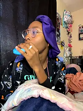Snapshot of GoddessxDutchessx chatting on 10, 9, 2025 GoddessxDutchessx online show from 10, 9, 2025