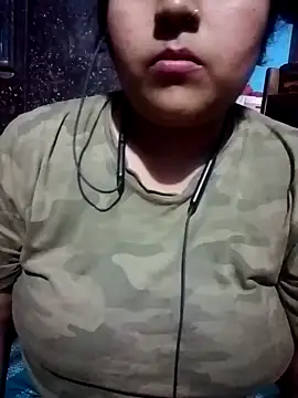 Love-Veronica online show from 5, 3, 2026