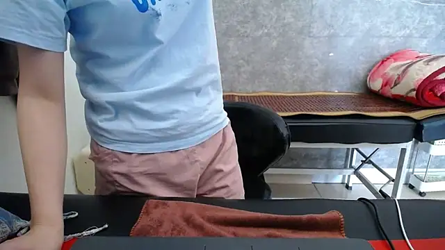 Snapshot of HotQueen chatting on 30, 10, 2025 HotQueen online show from 30, 10, 2025