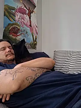 ChuckyyDee online show from 19, 4, 2026