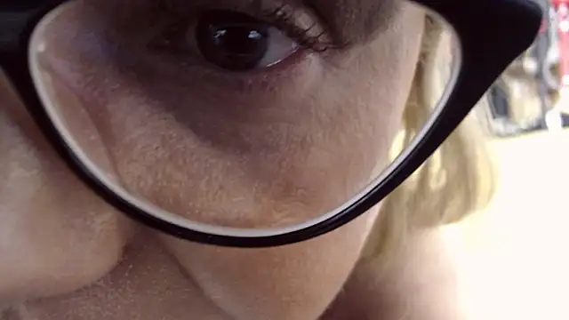 Miss MarieJo online show from 9, 10, 2025