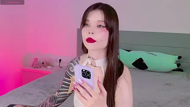 Lust One  online show from 27, 3, 2026