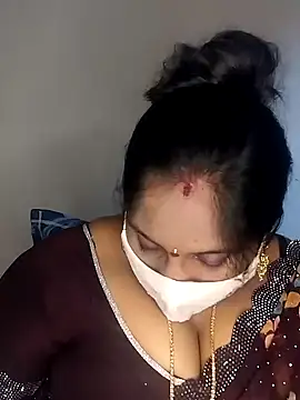 Snapshot of Sexy_Radhikaa chatting on 27, 2, 2025 Sexy Radhikaa online show from 27, 2, 2025