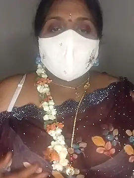 Snapshot of Sexy_Radhikaa chatting on 2, 3, 2025 Sexy Radhikaa online show from 2, 3, 2025