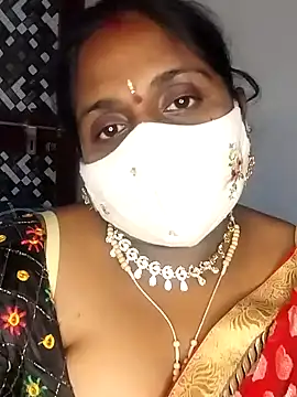 Snapshot of Sexy_Radhikaa chatting on 18, 3, 2025 Sexy Radhikaa online show from 18, 3, 2025