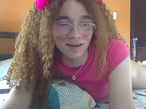Snapshot of CELESSTESeductora chatting on 18, 1, 2025 CELESSTESeductora online show from 18, 1, 2025