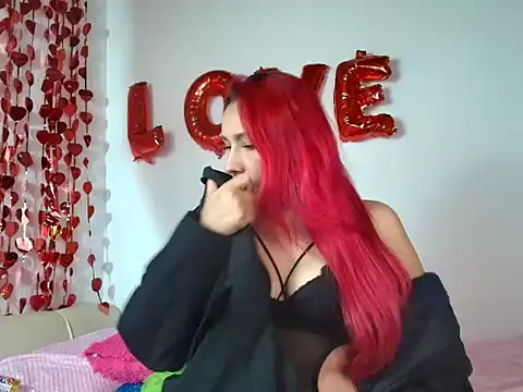 Snapshot of Carol_love0411 chatting on 7, 3, 2025 Carol love0411 online show from 7, 3, 2025