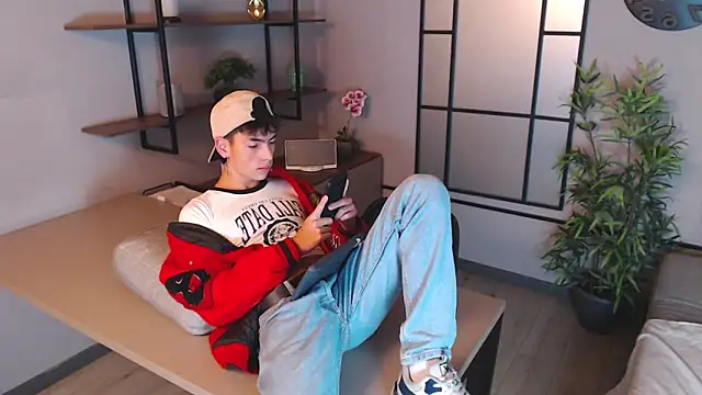 MattiDeLuca online show from 17, 12, 2024