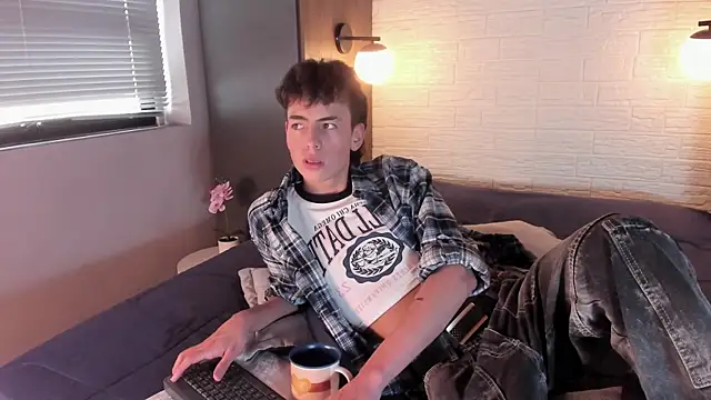 MattiDeLuca online show from 23, 12, 2024