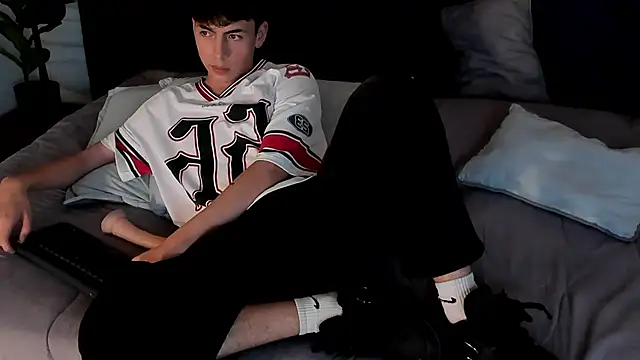 MattiDeLuca online show from 1, 2, 2025