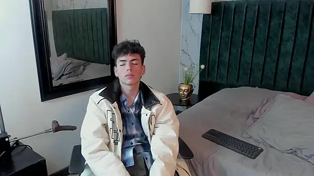 MattiDeLuca online show from 2, 2, 2025