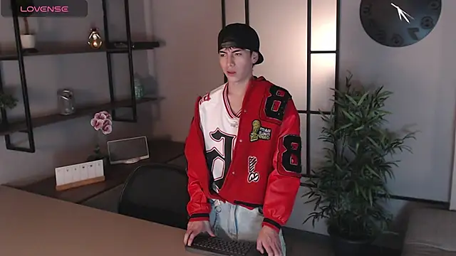 MattiDeLuca online show from 12, 2, 2025