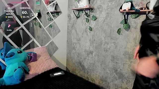 Megan sophia2 online show from 4, 3, 2025